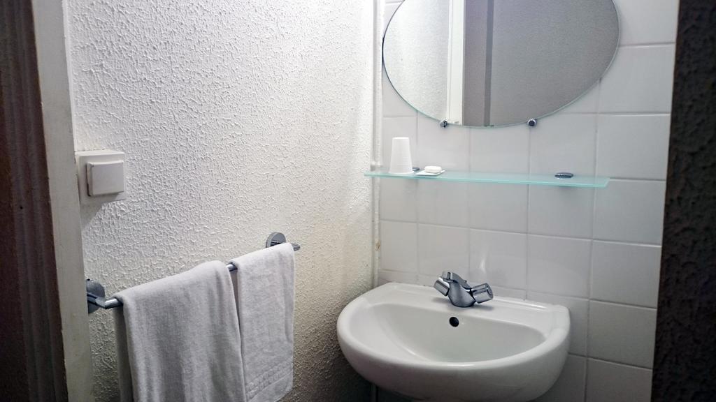 Hotel Saint-Patrick Coeur De Nantes Luaran gambar