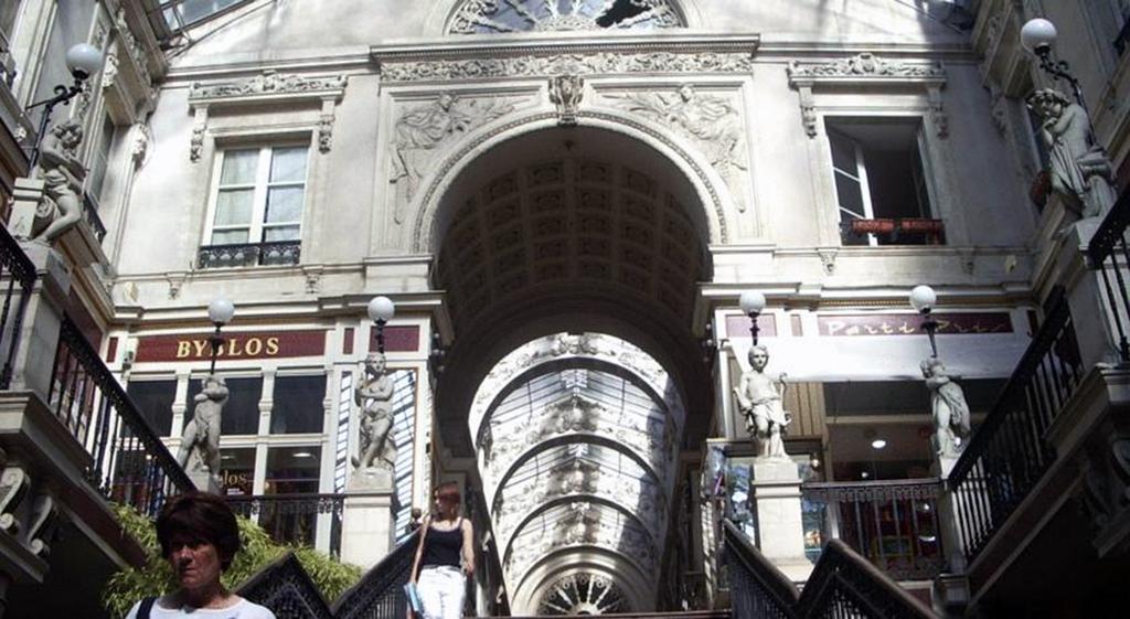 Hotel Saint-Patrick Coeur De Nantes Luaran gambar